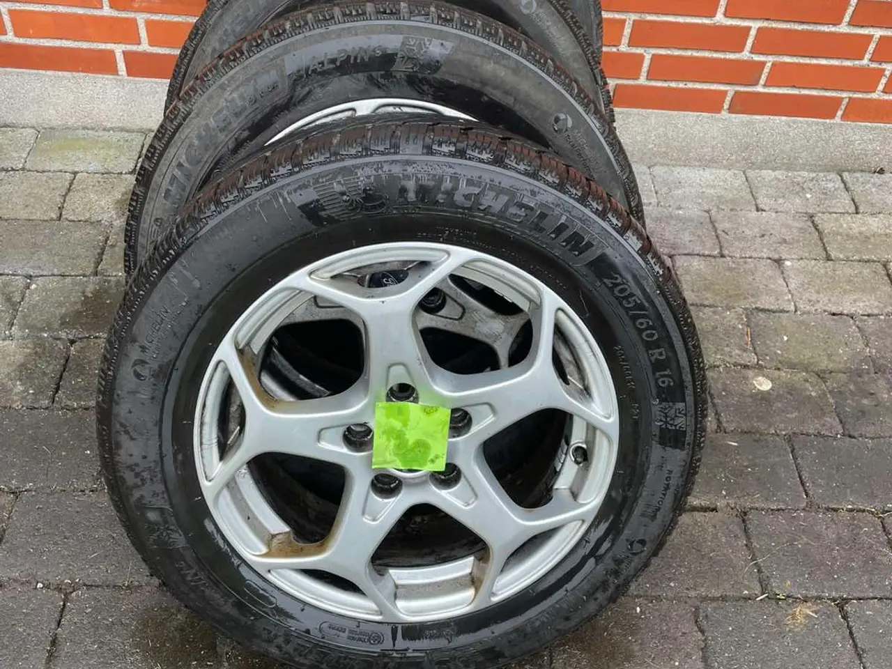 Billede 1 - 16” Ford Aluhjul med Michelin vinterdæk 5x108
