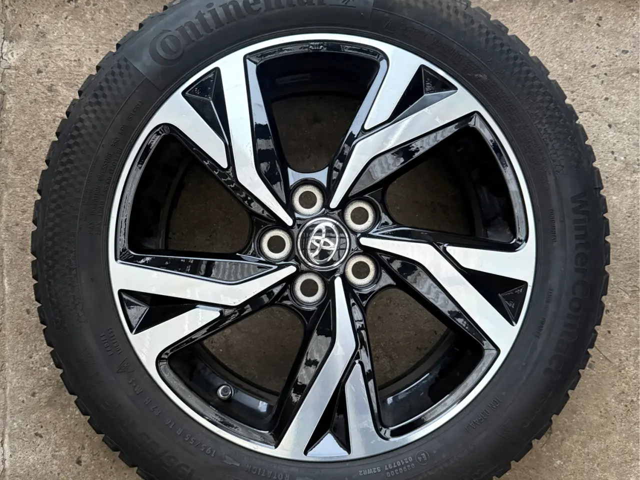 Billede 1 - Toyota Yaris Alu 16" SOM NY vinterhjul