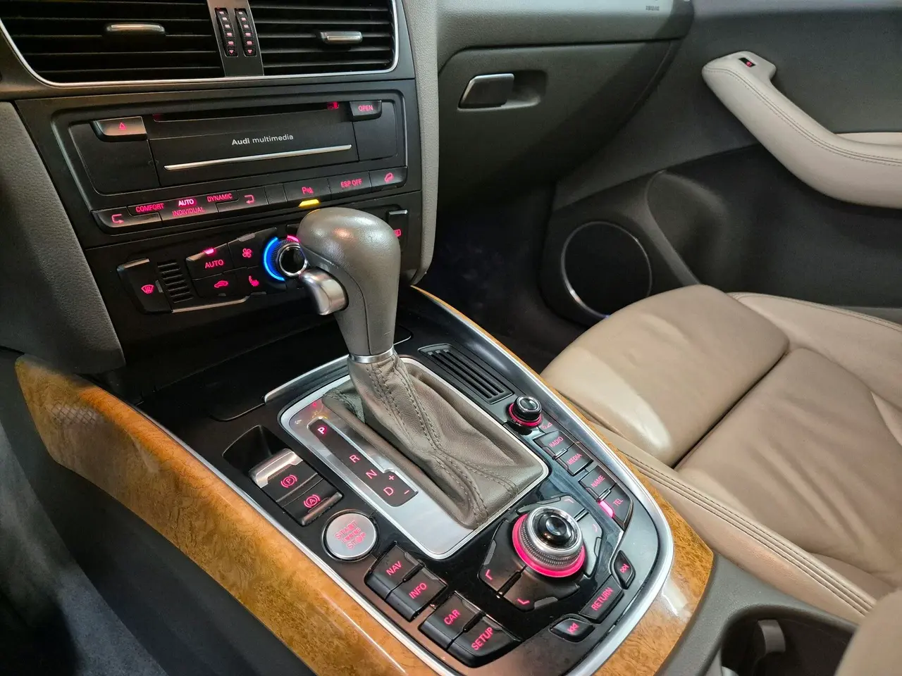 Billede 12 - Audi Q5 3,0 TDI Quattro S Tron 240HK 5d 7g Aut.