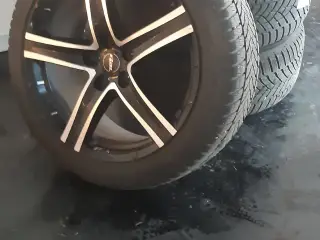 Alufælge og vinterdæk Mercedes GLE 350.