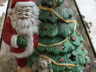 Juletræ med nisse til fyrfadslys