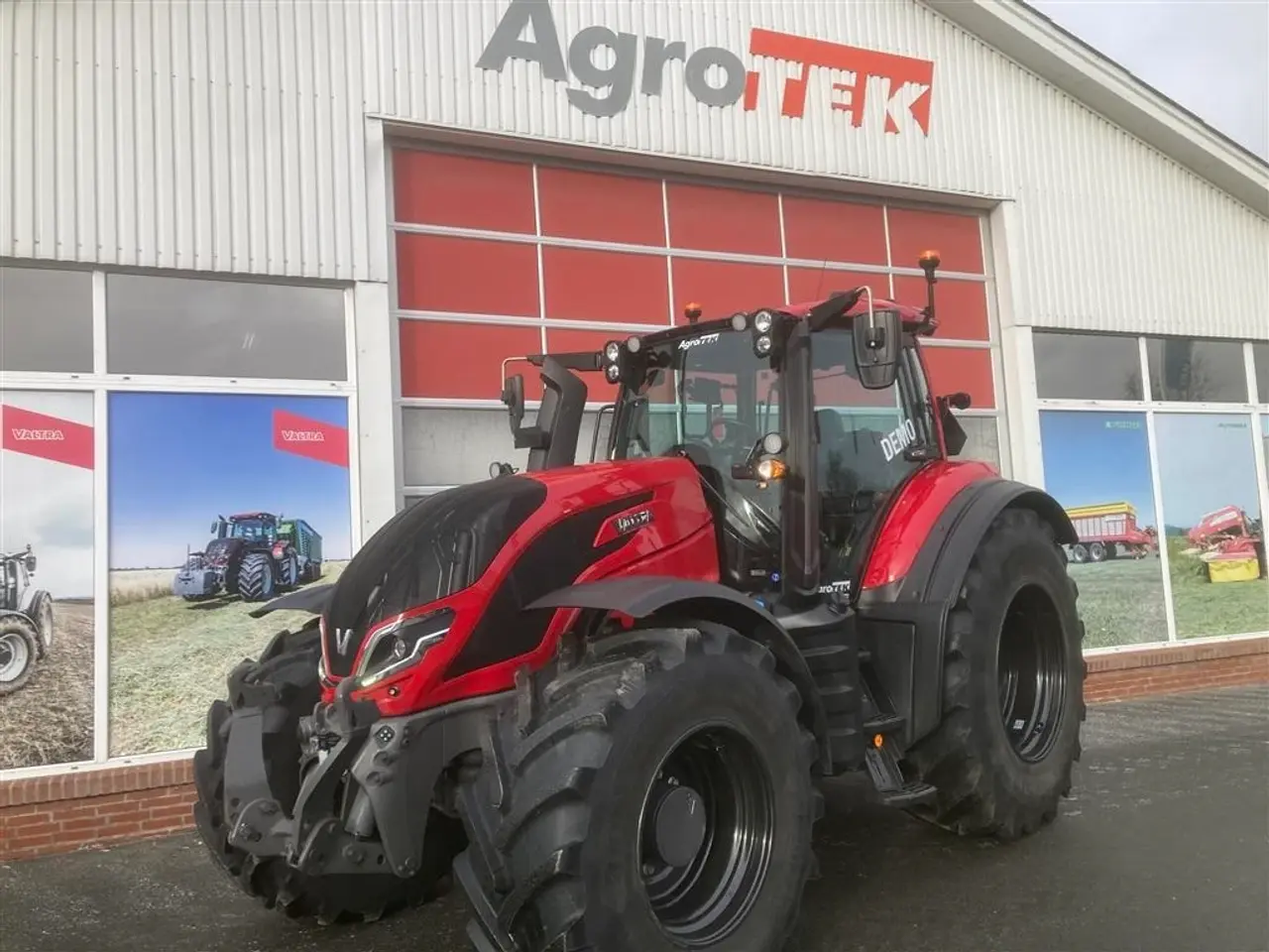 Billede 3 - Valtra T235 Direct Twintrac Demo Køb eller Prøv den