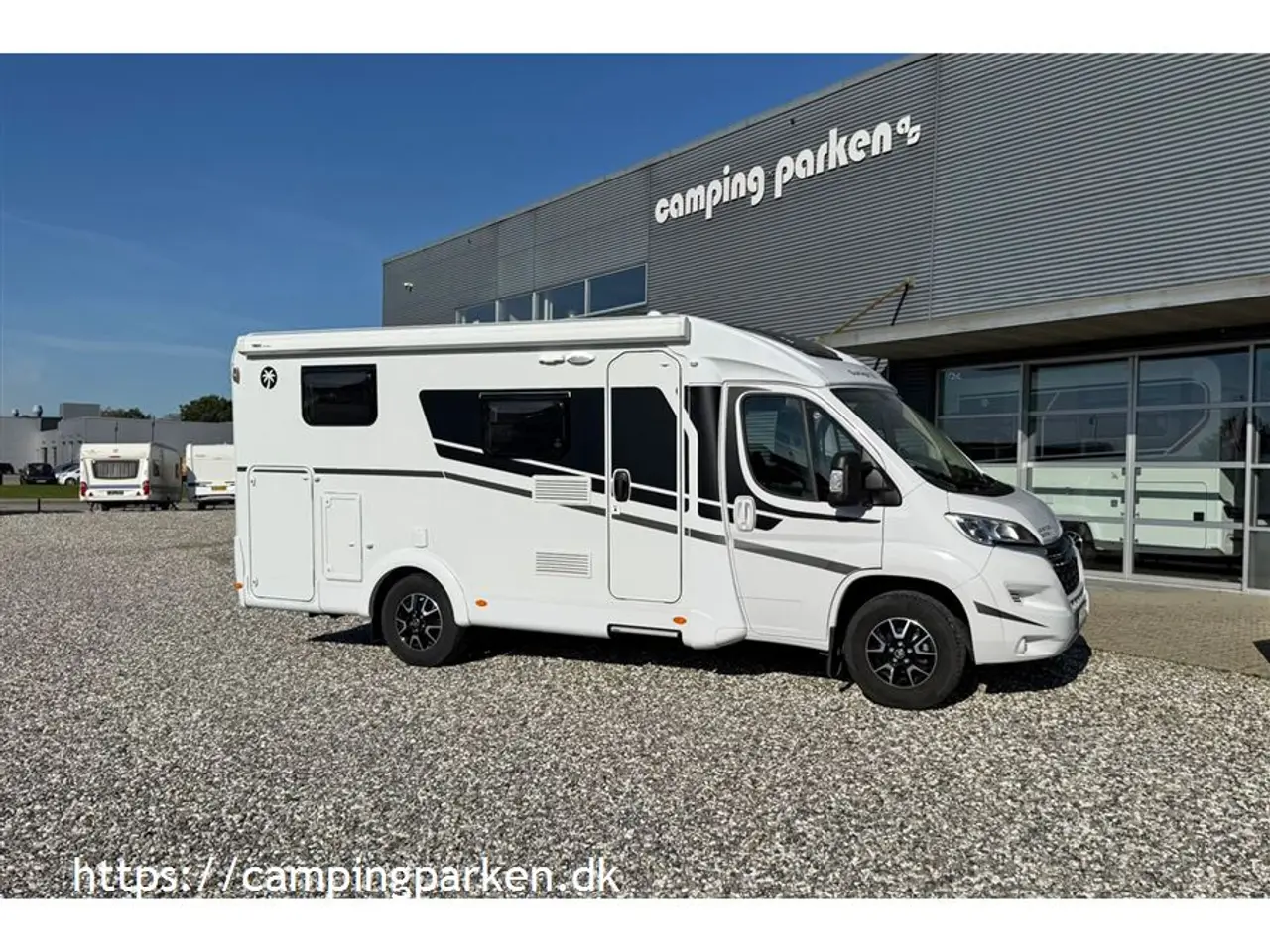 Billede 1 - 2024 - SunLight VAN V66 Adventure   Sunlights populære smalle Van med enkeltsenge og meget udstyr