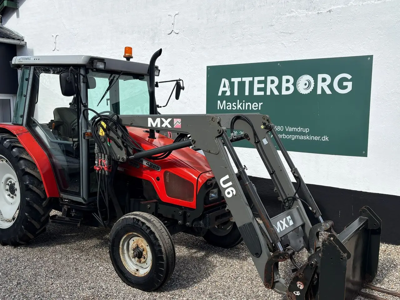Billede 1 - Massey Ferguson 4225 Frontlæssertraktor