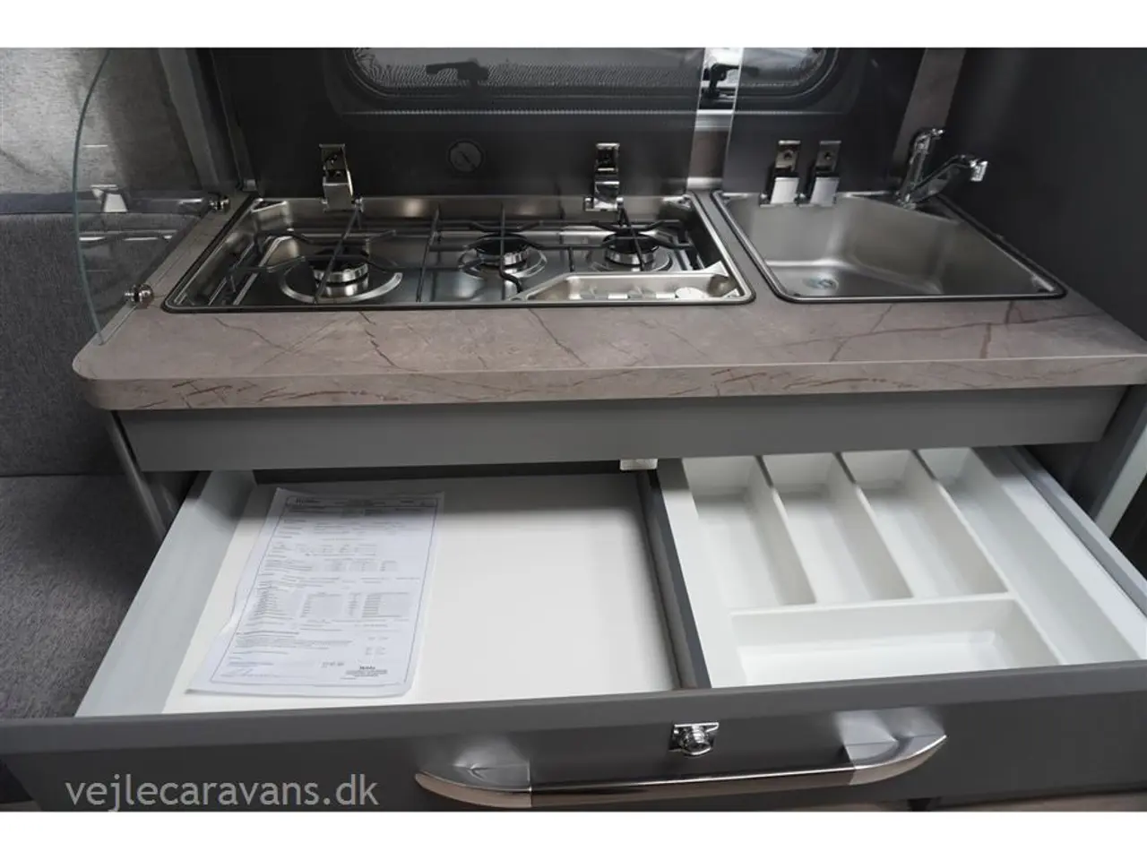Billede 11 - 2026 - Hobby De Luxe DK-Line 460 UFe