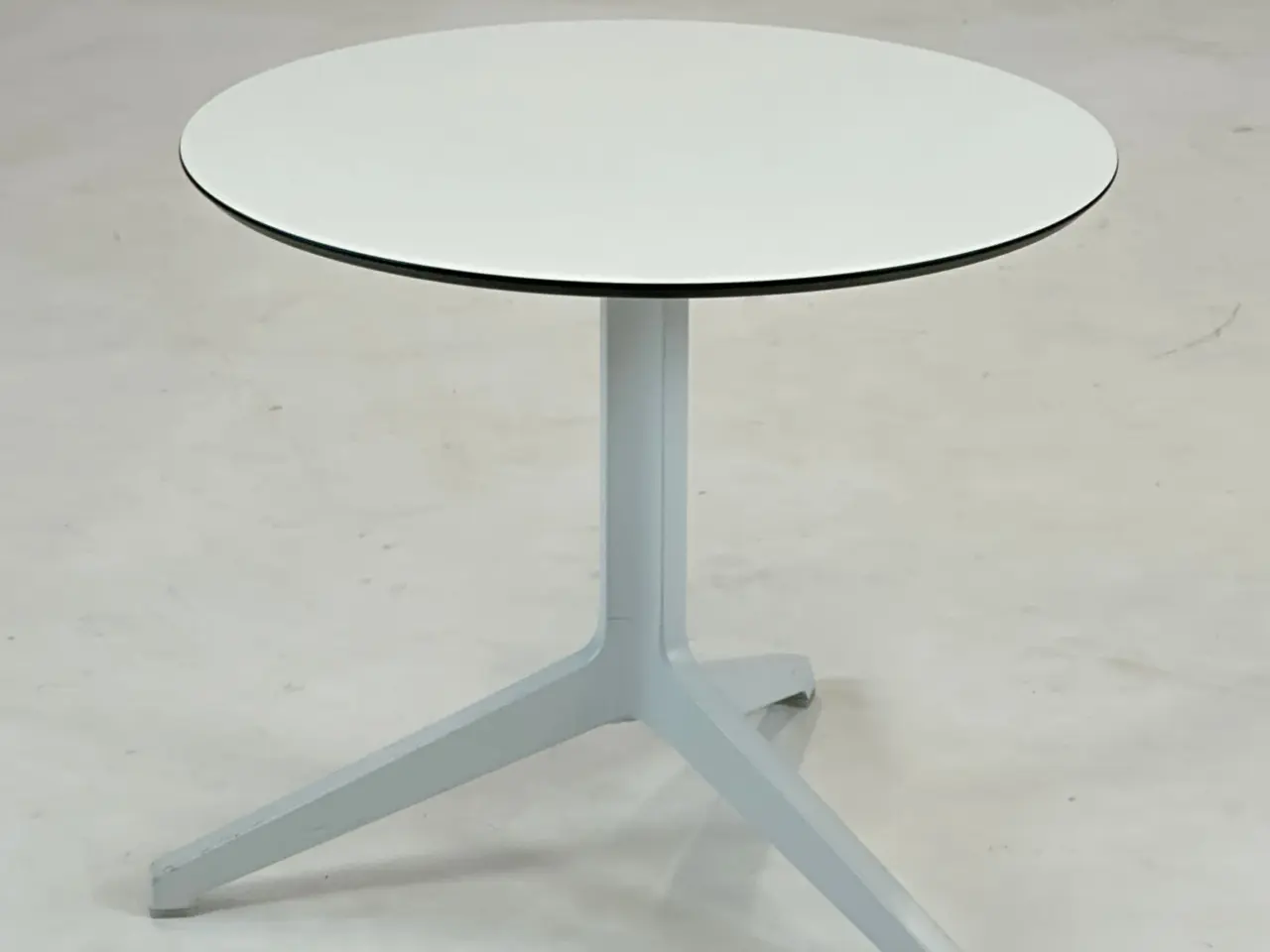 Billede 1 - Pedrali Sofabord – Hvid Ø59 cm