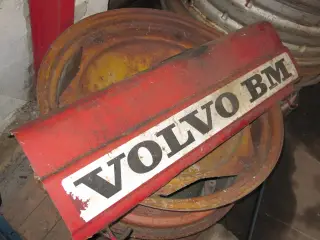 Halv motorhjelm til Volvo 650 venstre side