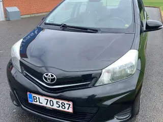 Flot Yaris registreret første gang i 2014. 