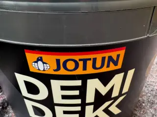 Jotun Demi Dek maling