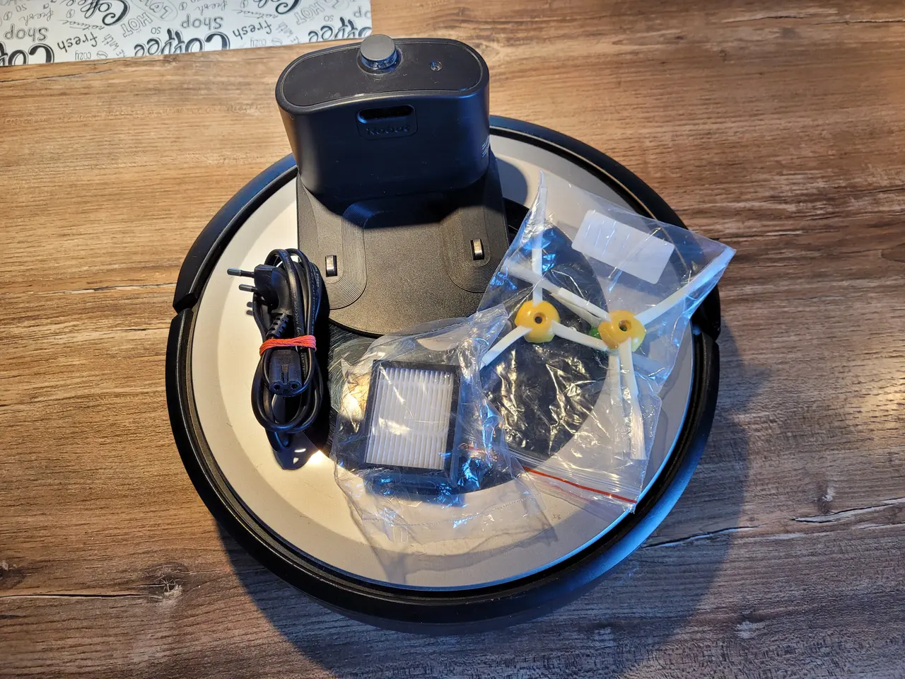 Billede 3 - Robot støvsuger iRobot Roomba e5 Sælges