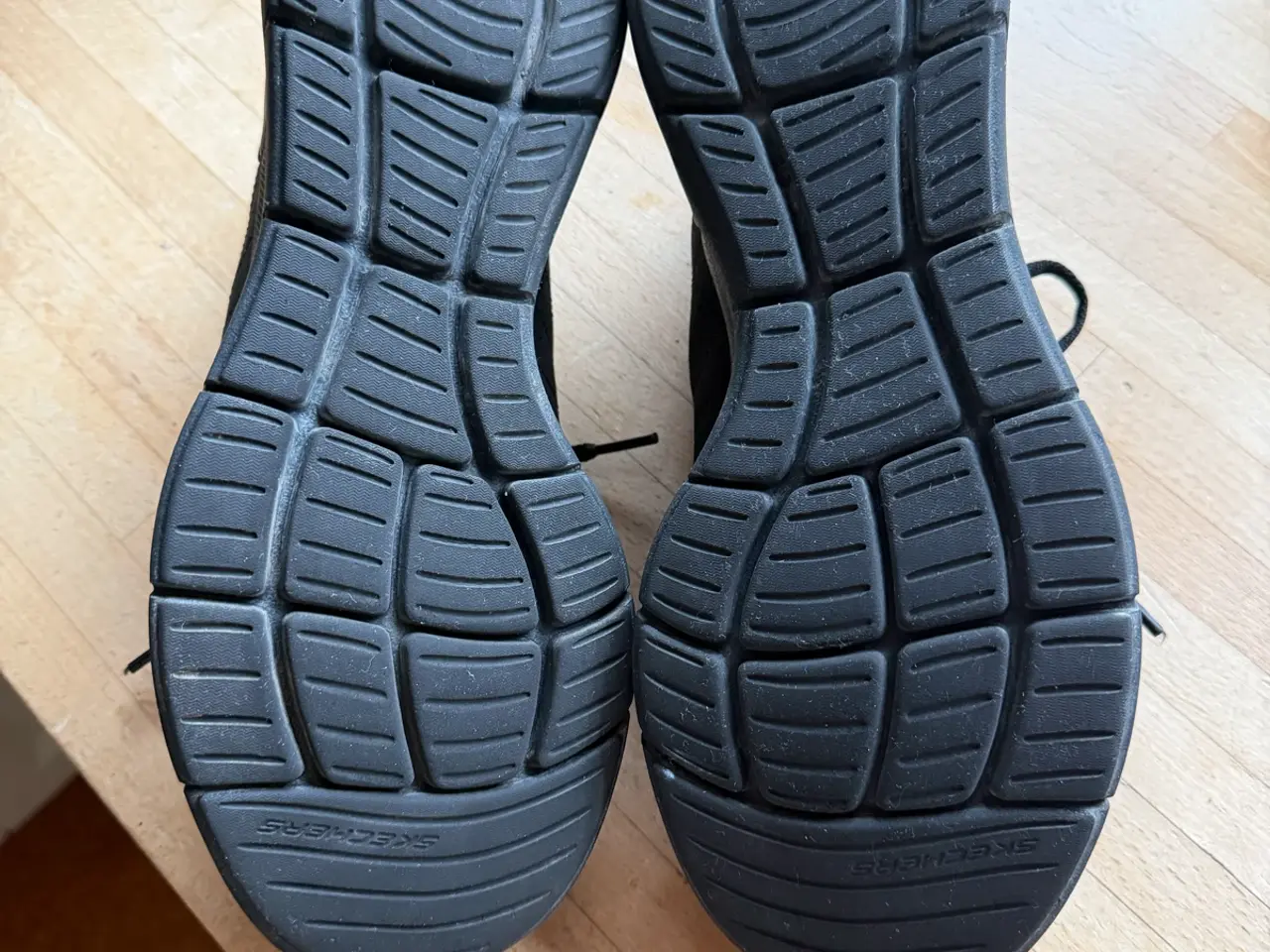 Billede 4 - Sketcher Air med Memory foam sål