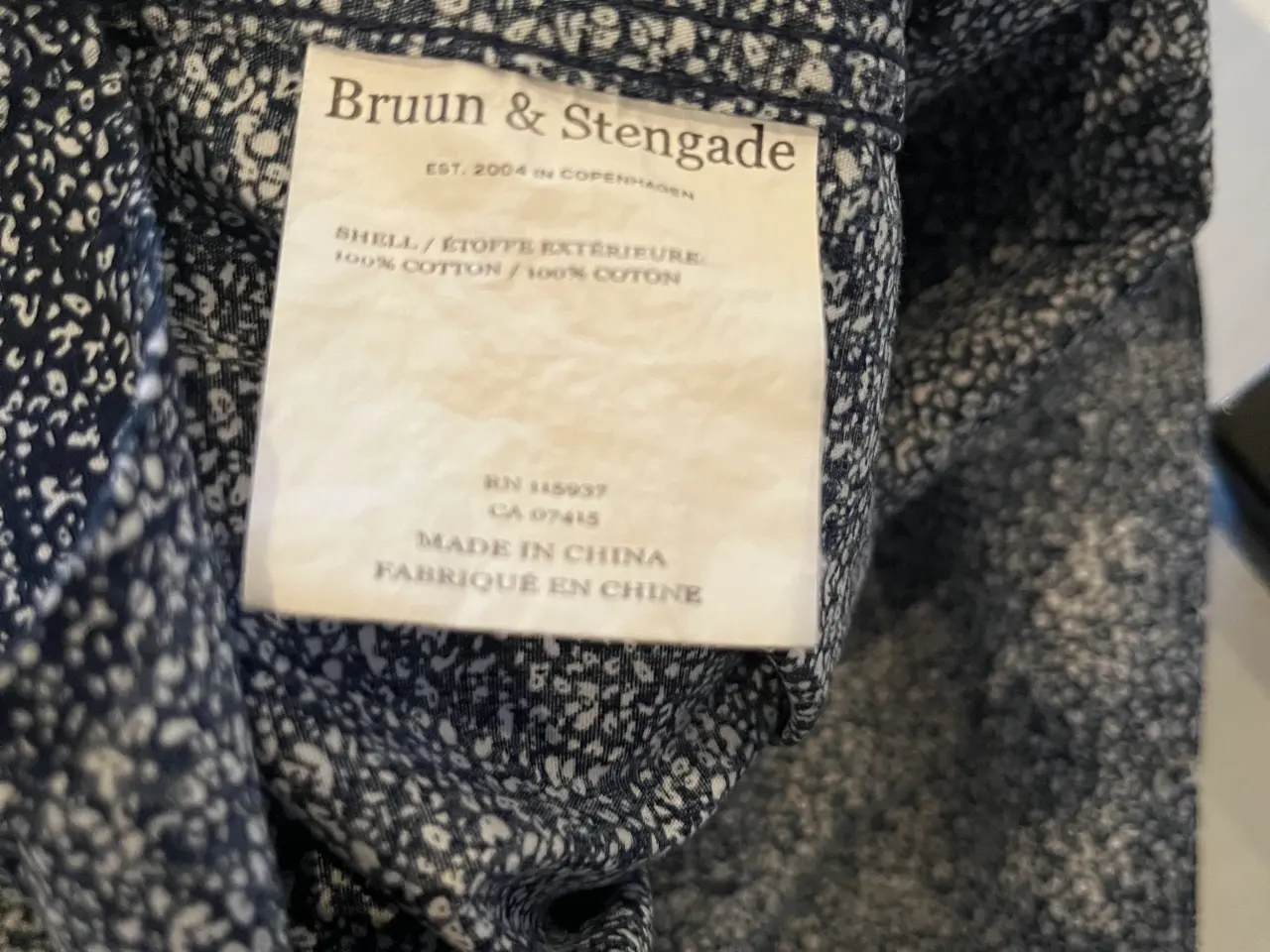 Billede 3 - Bruun og Stengade skjorte str 40