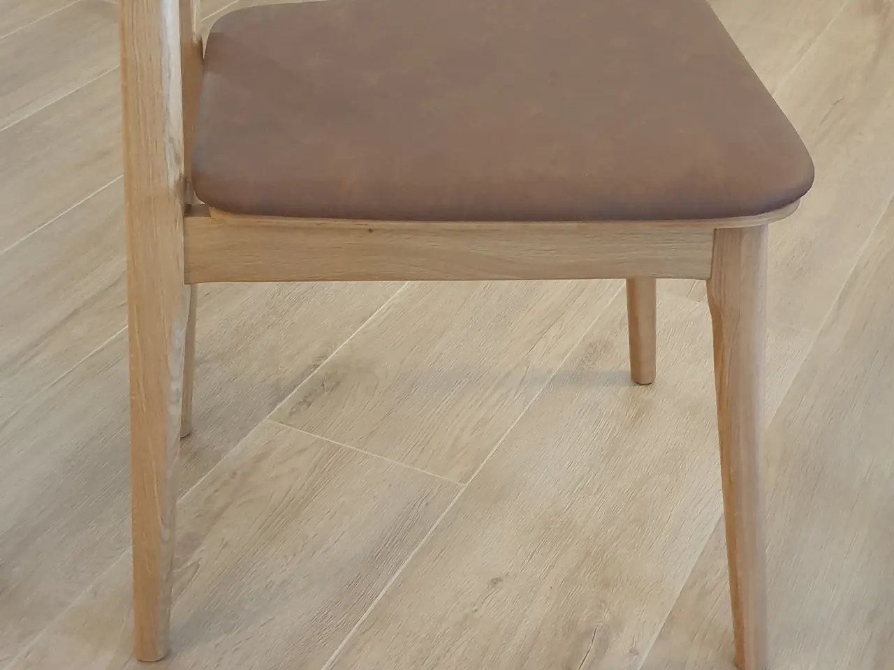 Billede 3 - 4 stk spisestuestole NYE