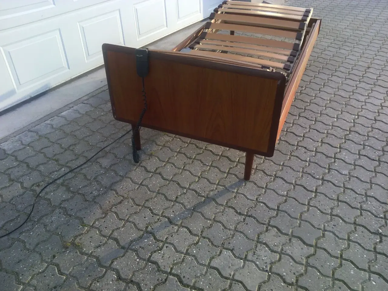 Billede 3 - Teaktræsseng 90x195 cm.