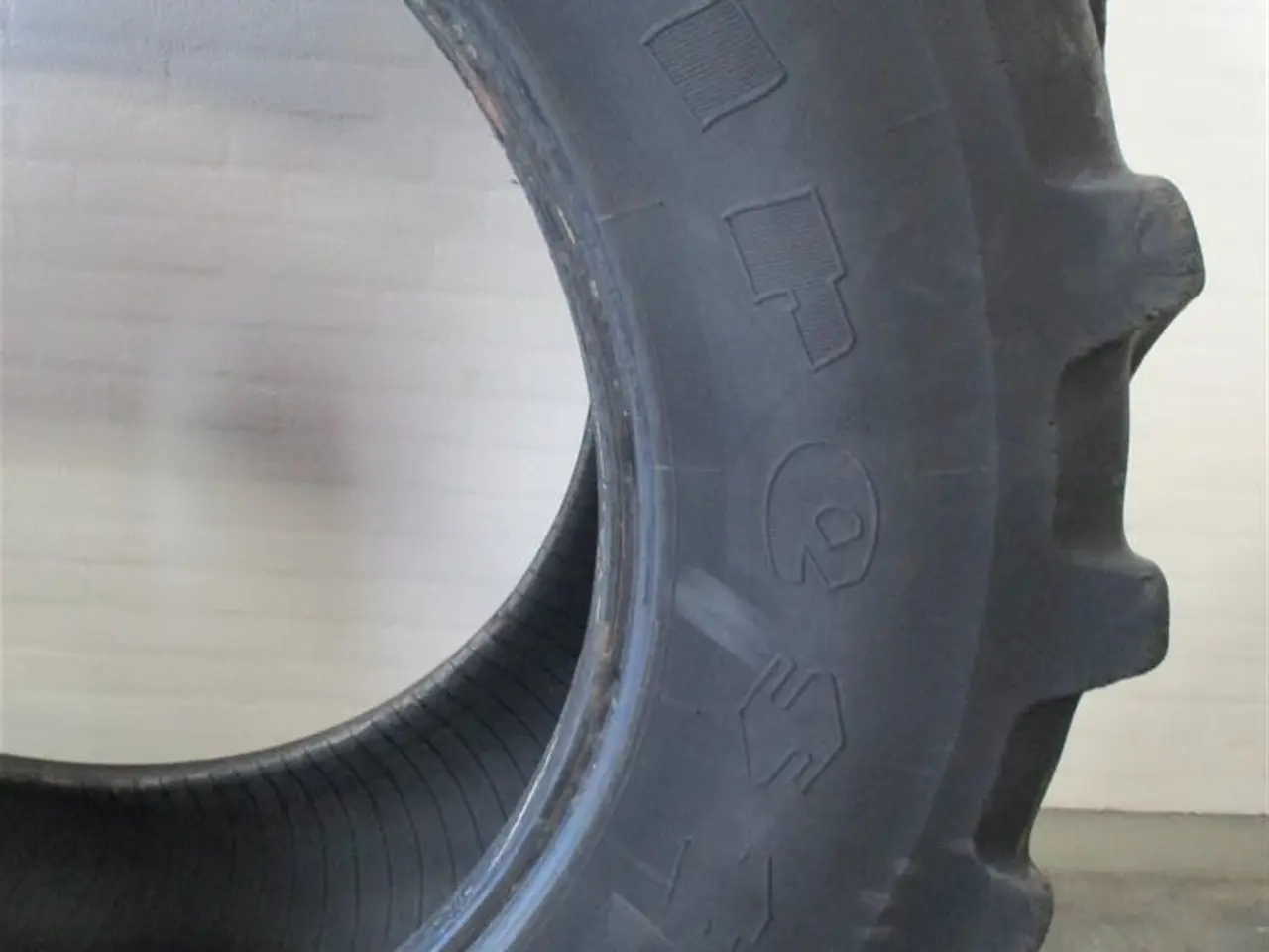 Billede 3 - Firestone 620/70 R42
