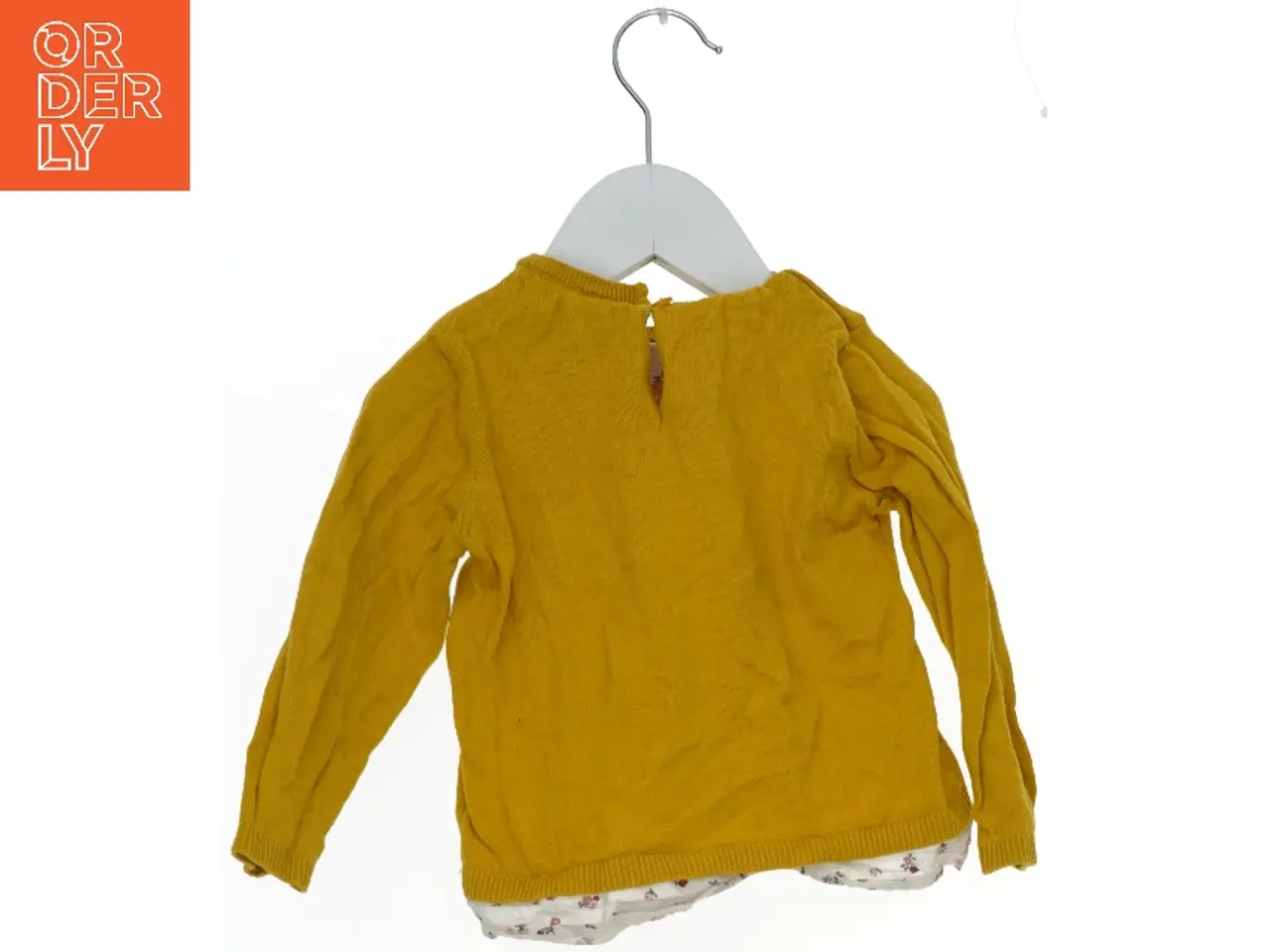 Billede 2 - Gul bluse med blomsterdetaljer fra H&M (str. 80)
