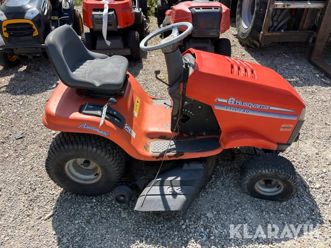 Billede 4 - Græsslåmaskine Husqvarna YTH 130