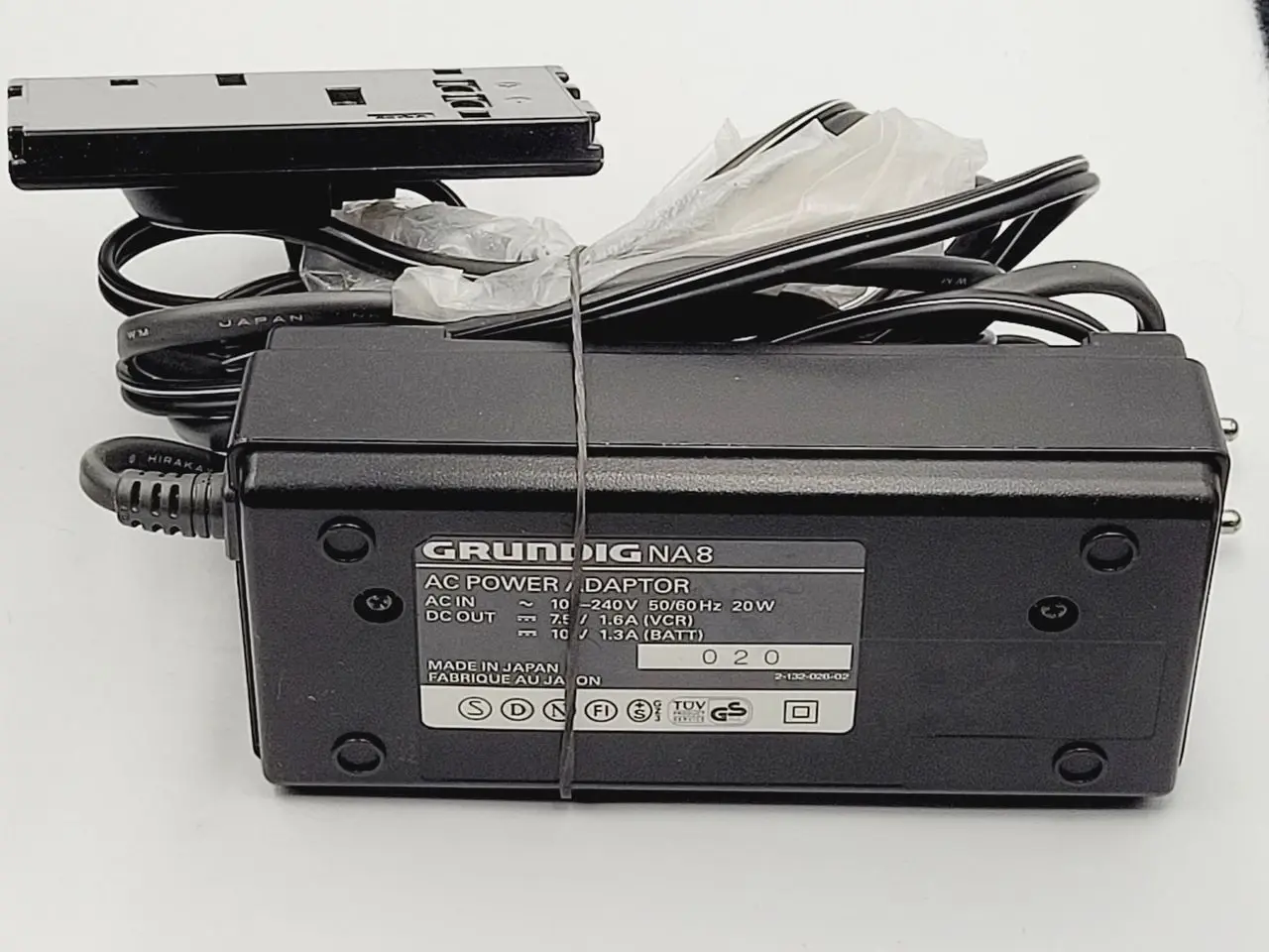Billede 1 - ⭐️· Grundig NA8 Batterilader til videokamera samt