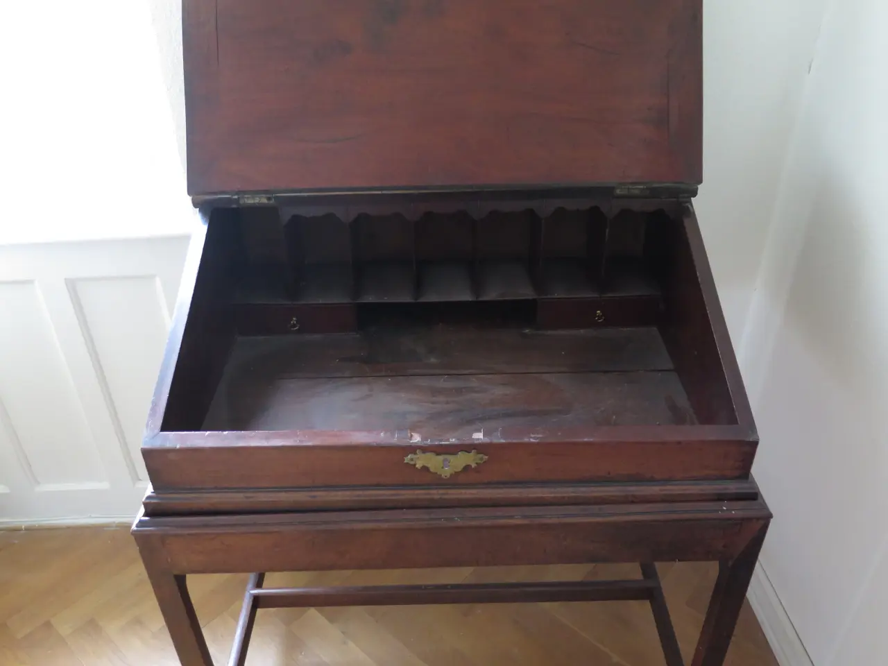 Billede 6 - Antik engelsk skrivepult, sidst i 1700-talllet