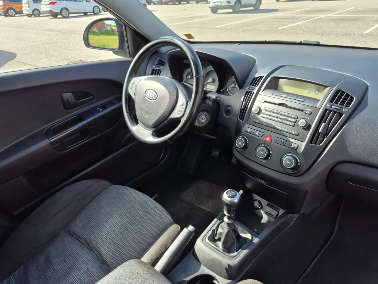 Billede 14 - Kia Ceed med træk