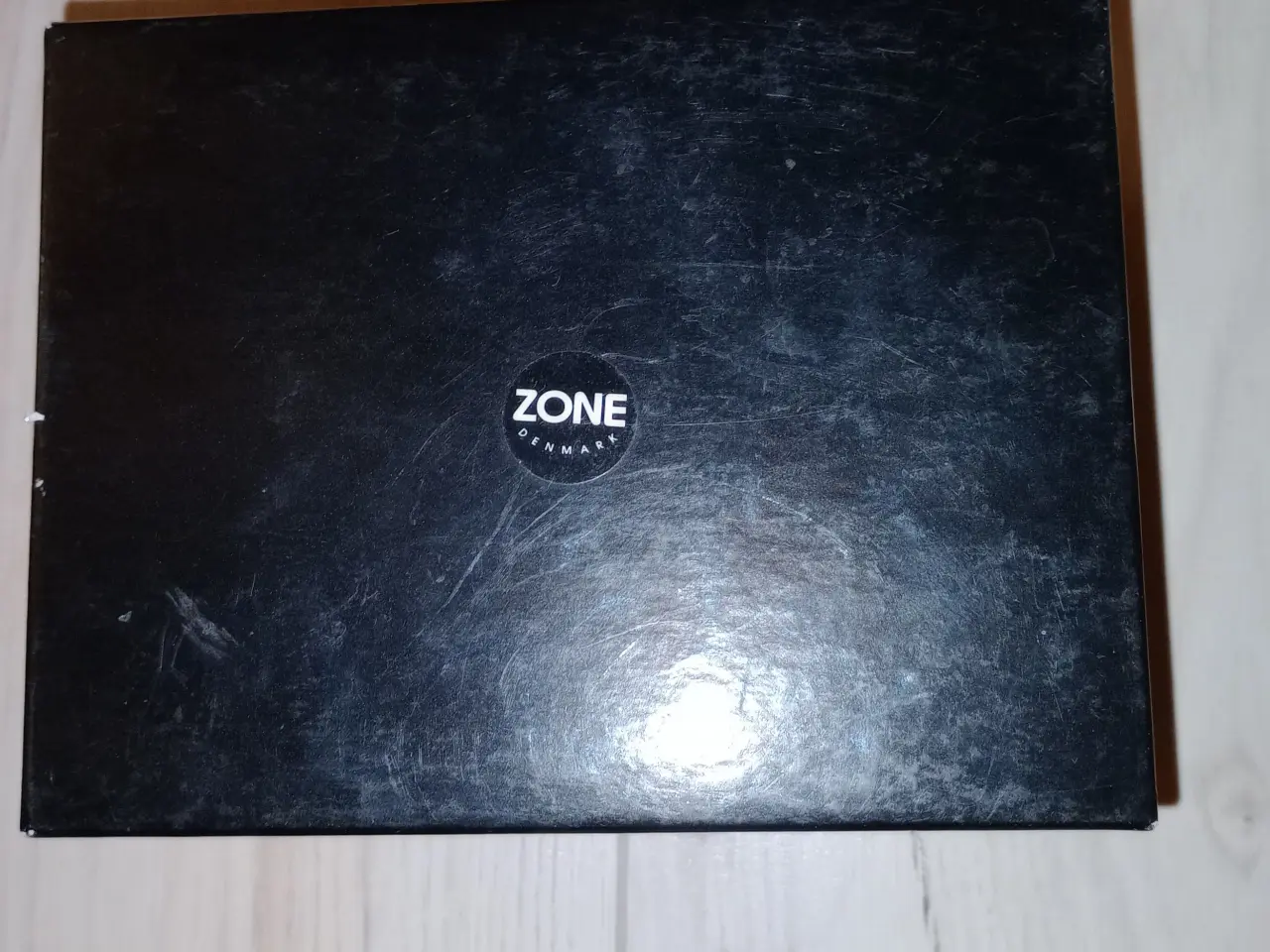 Billede 4 - Raflebæger med terninger fra Zone