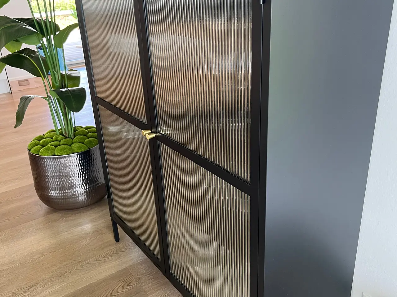 Billede 2 - BRONCO, VITRINESKAB, SORT, GLAS (H: 140 X B: 111 C