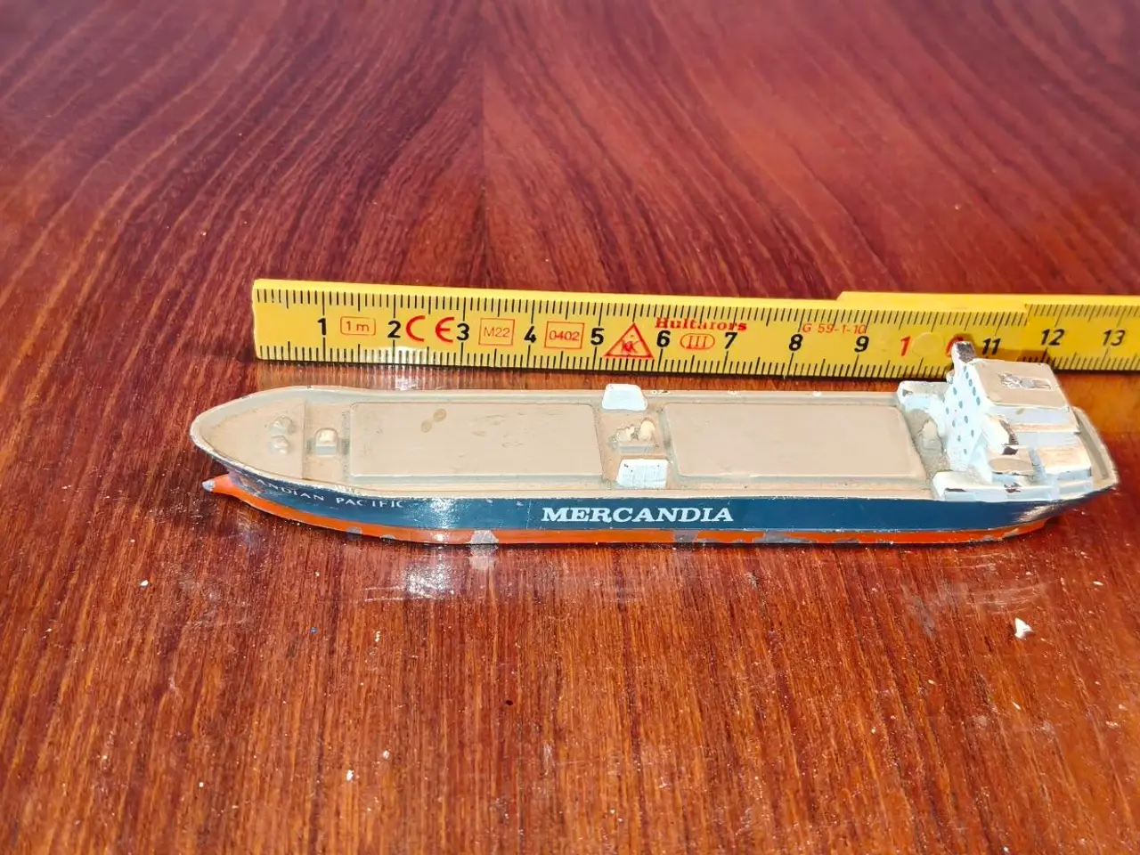 Billede 1 - super fin lille model af mercandian skib