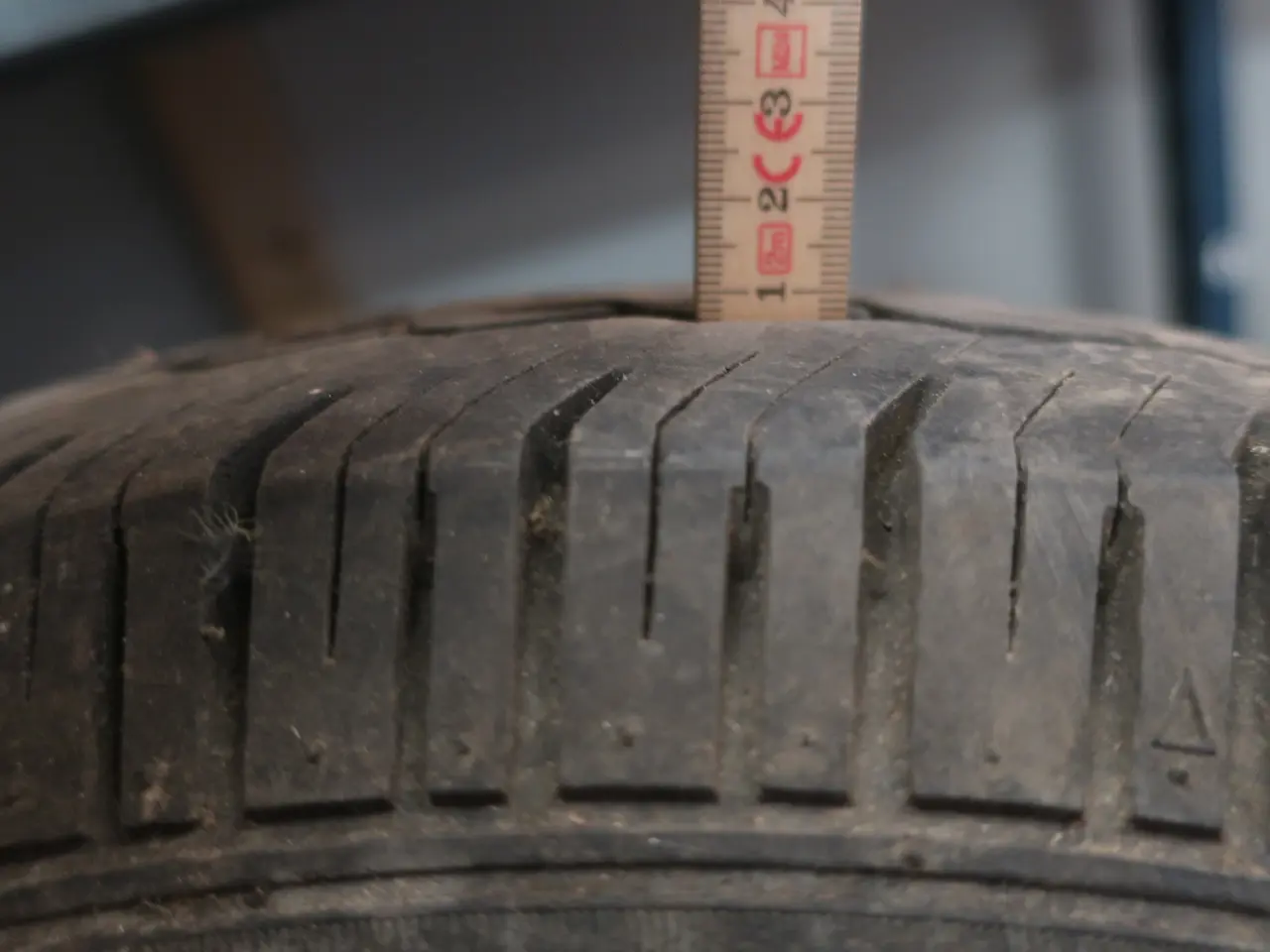 Billede 4 - Bildæk TAMARO 185R 14C