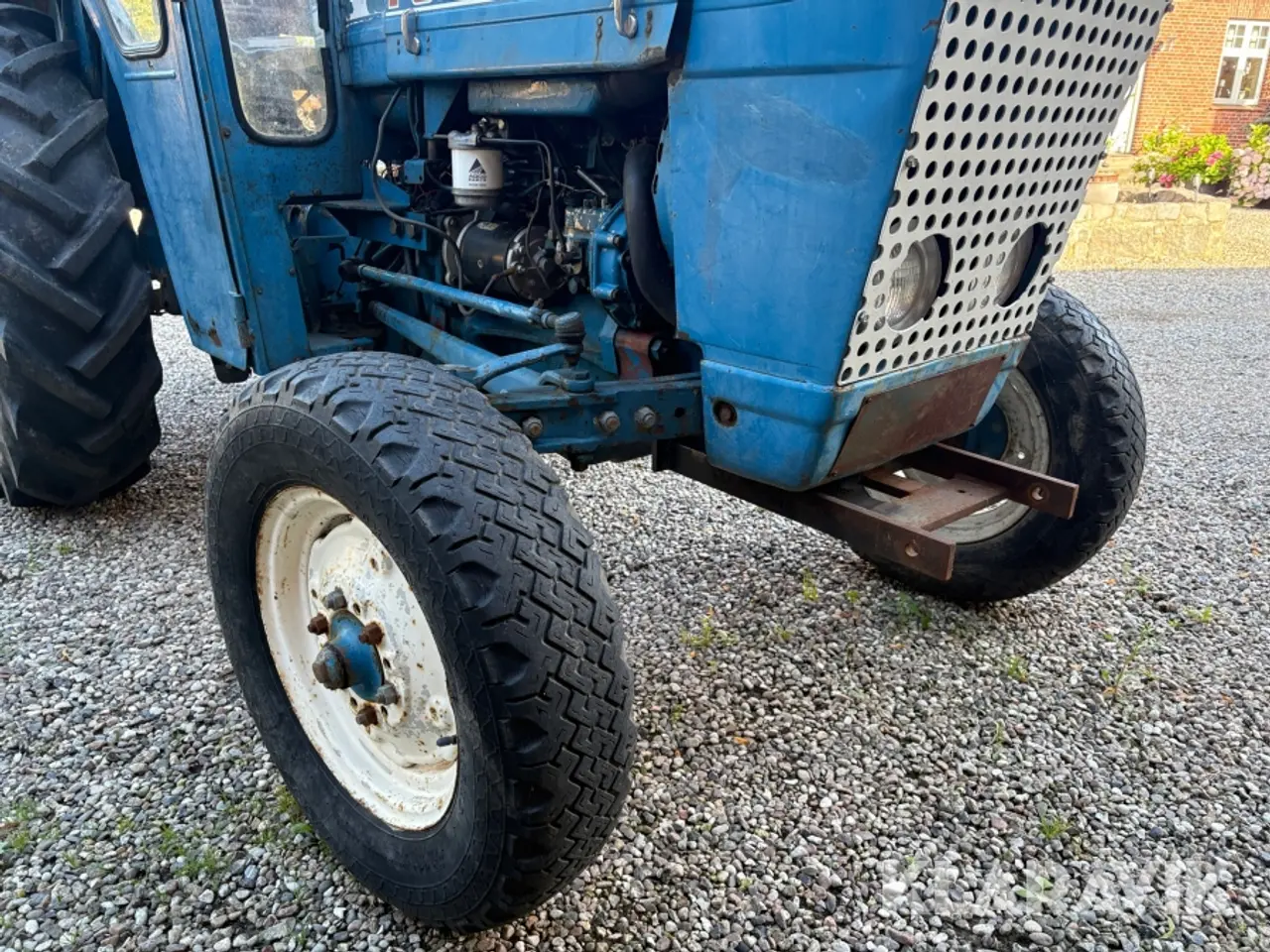 Billede 11 - Veterantraktor Ford 2000