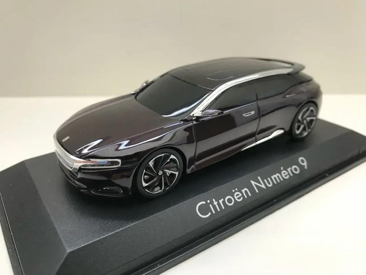 Billede 1 - Citroen Numero 9 Conceptcar 2012