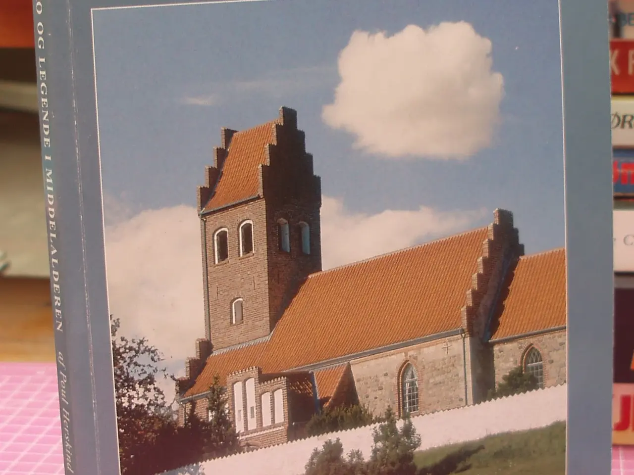 Billede 1 - Draaby Kirke -tro og legende i Middelalderen