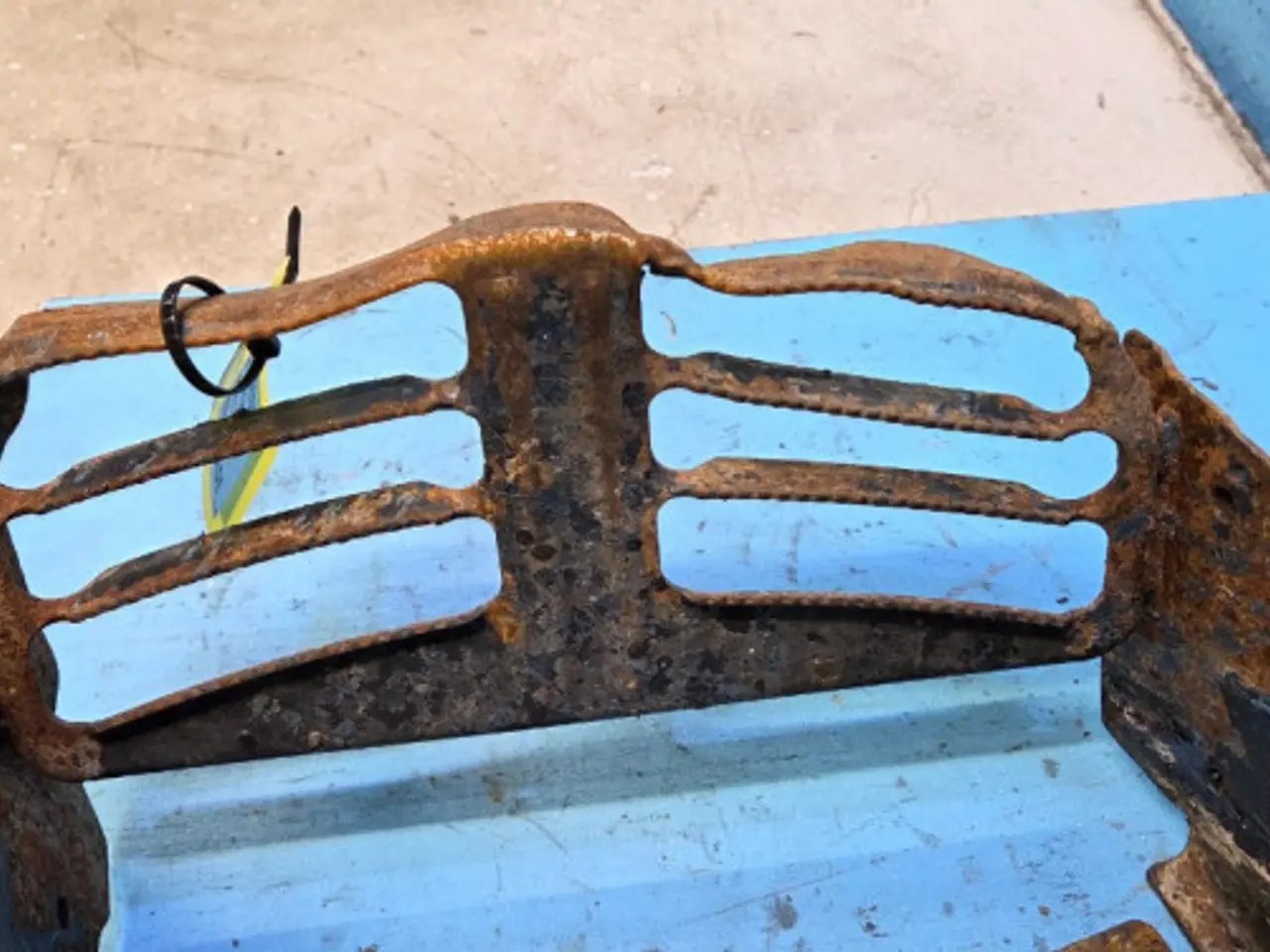 Billede 12 - New Holland T6030 Trinplade 87520018