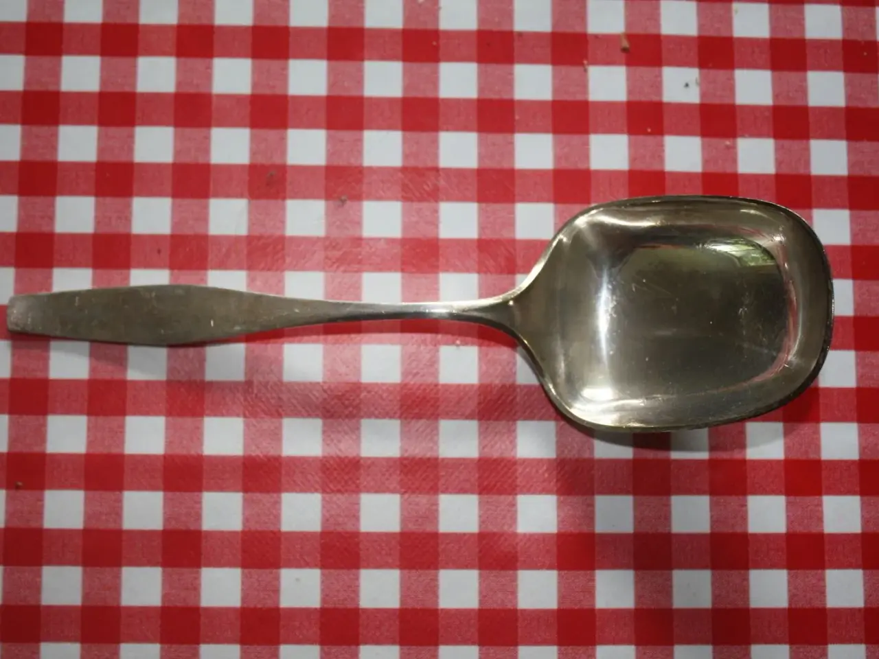 Billede 1 - Hans Hansen, "Charlotte" serveringsske, 