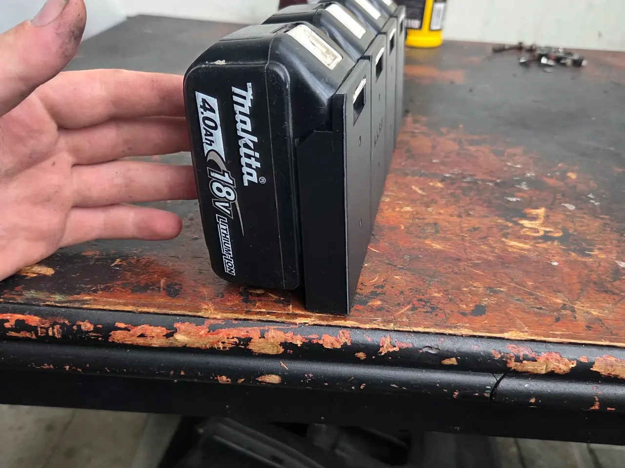 Billede 4 - Makita 18v batteriholder 