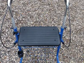 Rollator med punkterfrie hjul