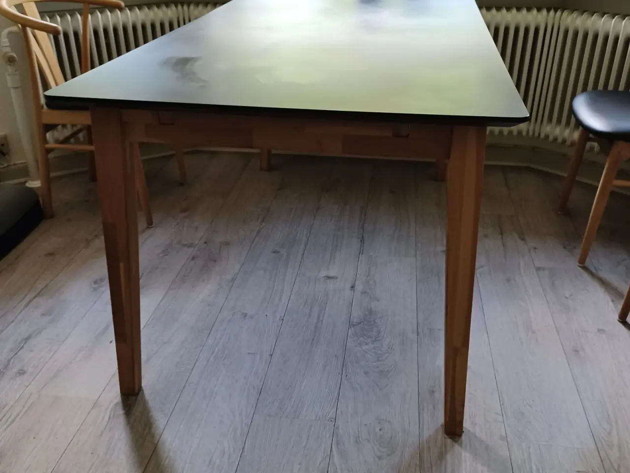 Billede 2 - Spisebord
