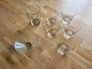 Glas. Skåle. Vaser. Skål. Fad