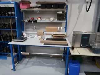 Pakkebord uden indhold