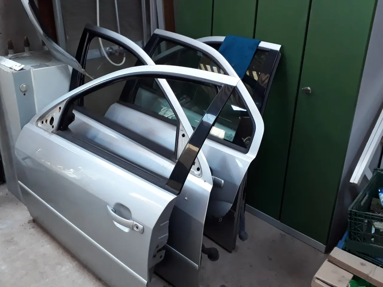 Billede 3 - Døre + del til Ford Mondeo årg. 2005 grå. 