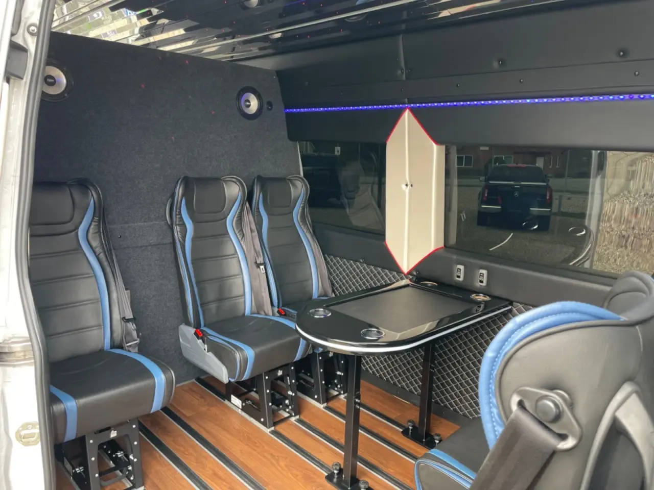 Billede 6 - Mercedes Sprinter 319 3,0 CDi R3 Kombi
