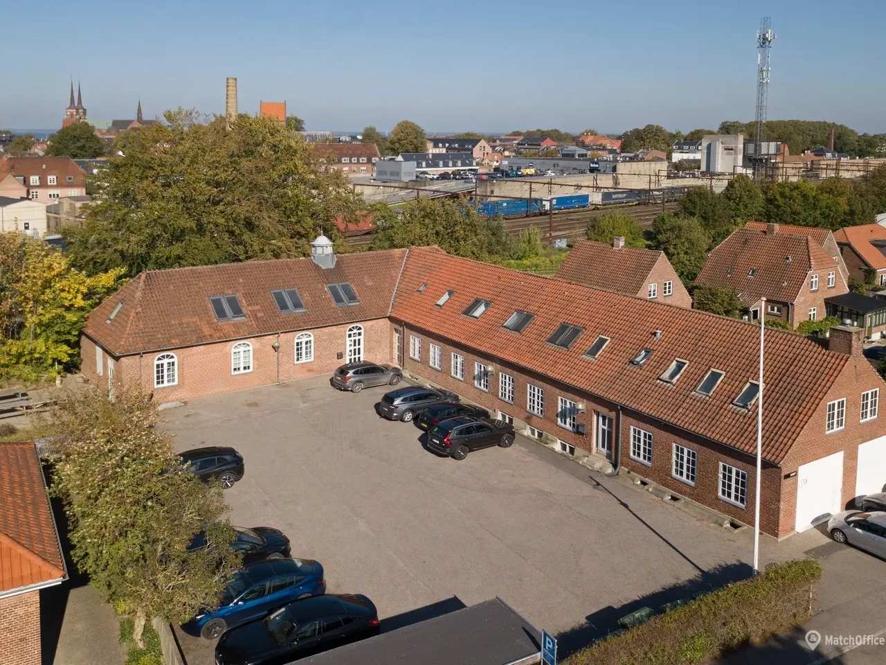 Billede 1 - Unikt og indbydende kontorlejemål i flotte arkitektoniske rammer
