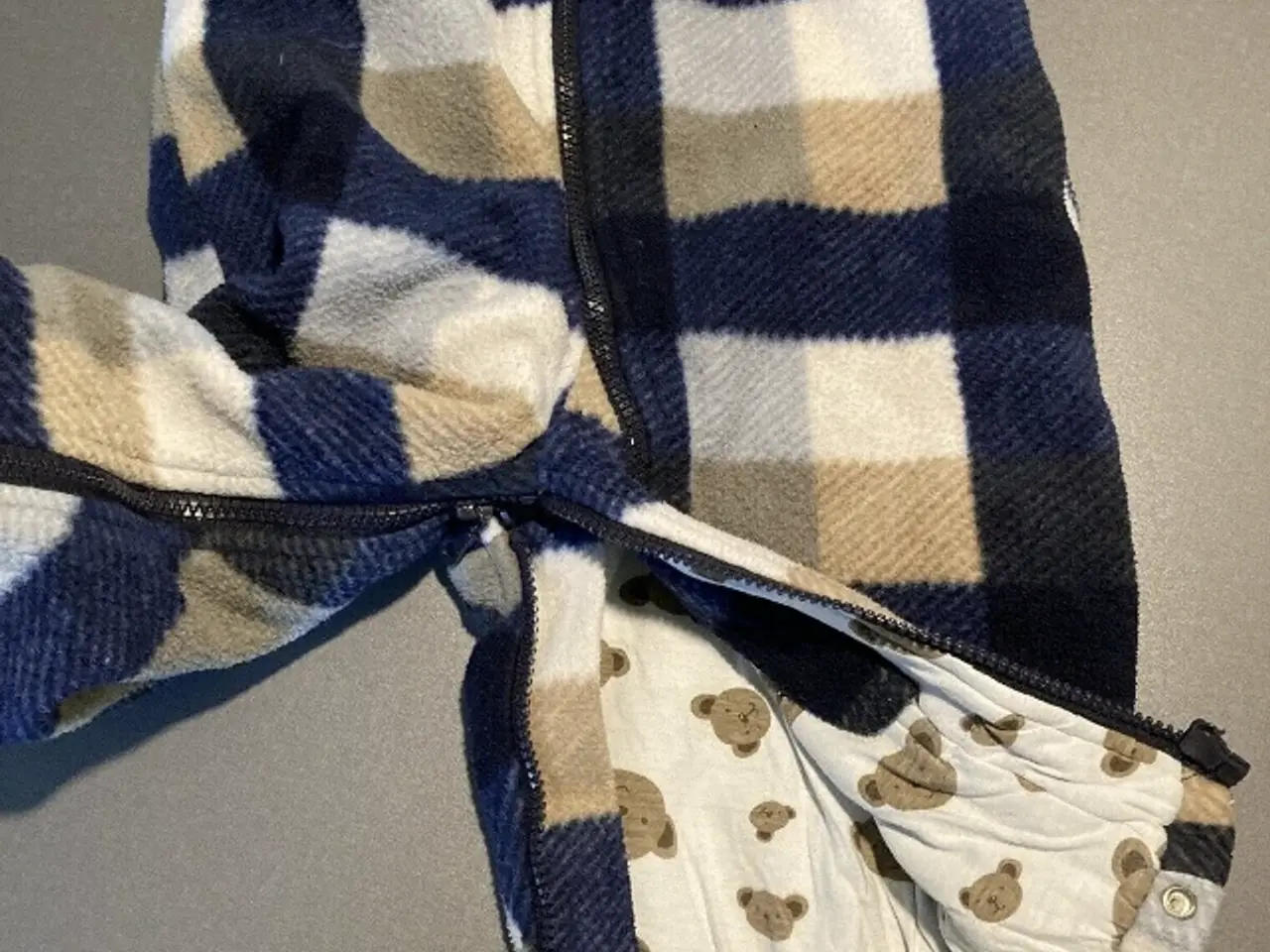 Billede 4 - H&M heldragt i størrelse 62-68.