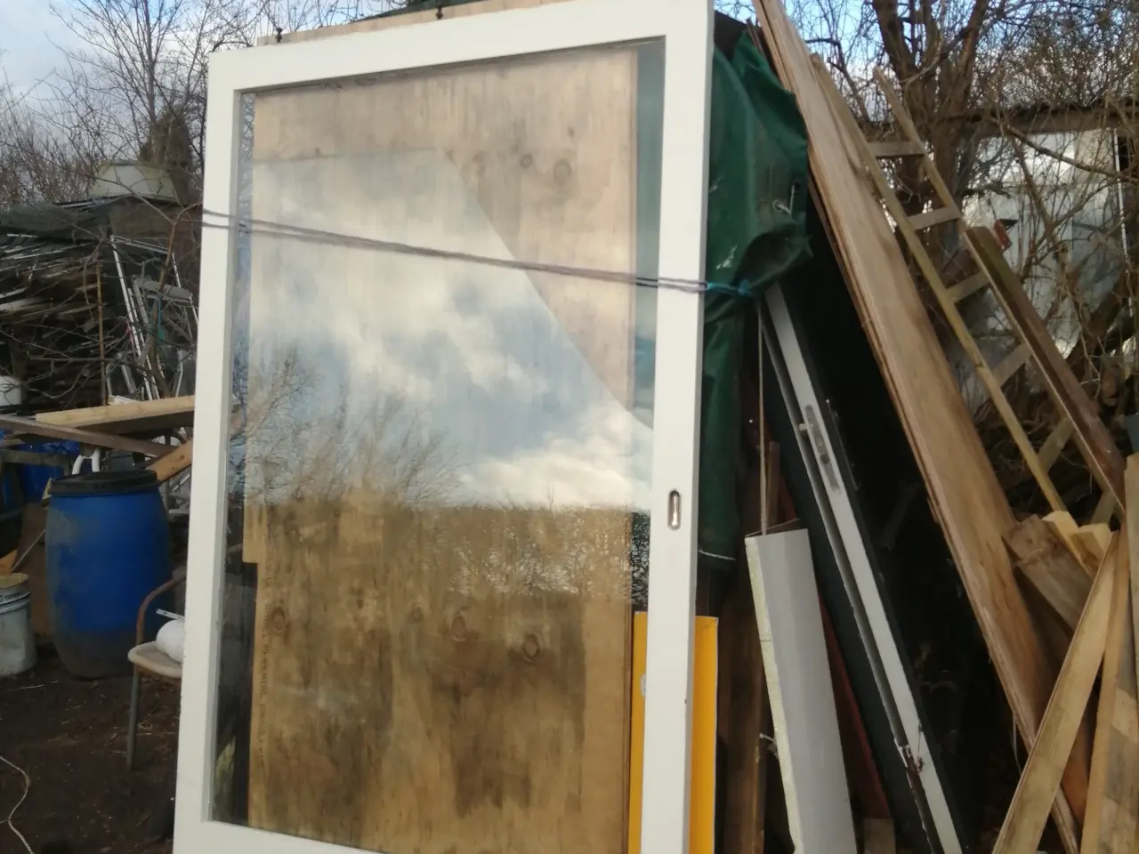 Billede 1 - Ramme med enkeltglas 130 x 207 cm