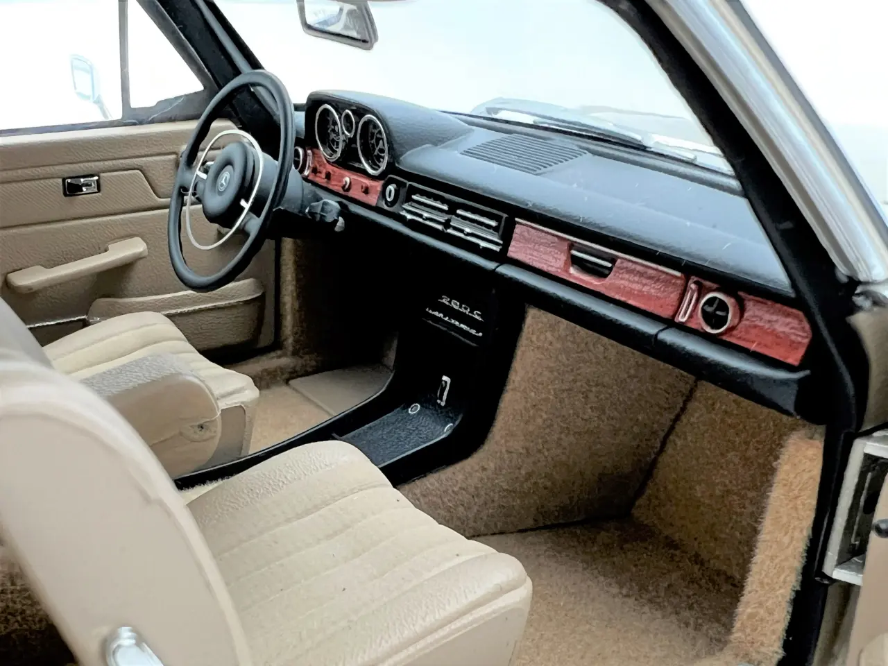 Billede 10 - 1968 Mercedes-Benz 280C /8 AUTOart - 1:18