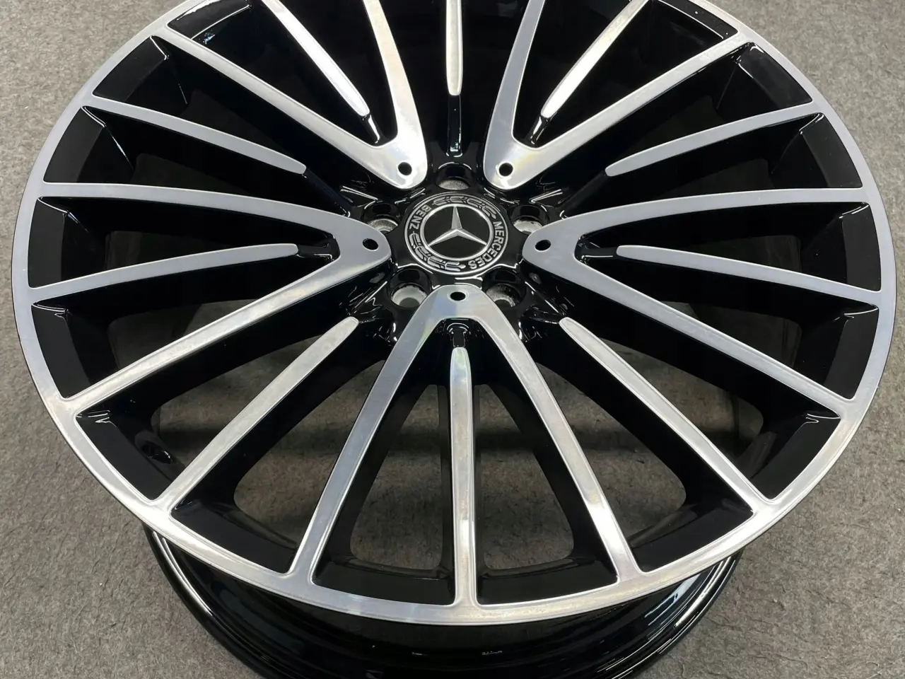 Billede 1 - ALUFÆLGE MERCEDES S AMG A223 W223 S223 21"