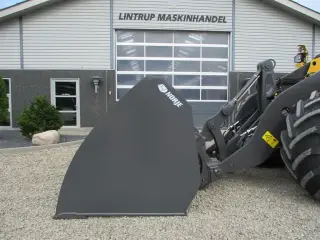 - - - HØJTIPSKOVL NORJE 4,2 m3 265cm bred og vendbar bolt-on skær