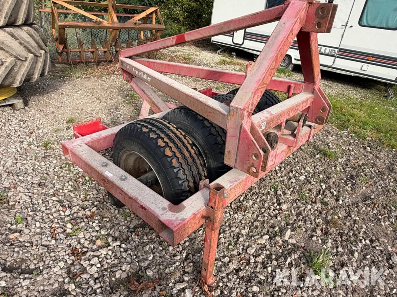 Billede 7 - Frontpakker HE-VA Press-roller 150 Med 4 gummihjul