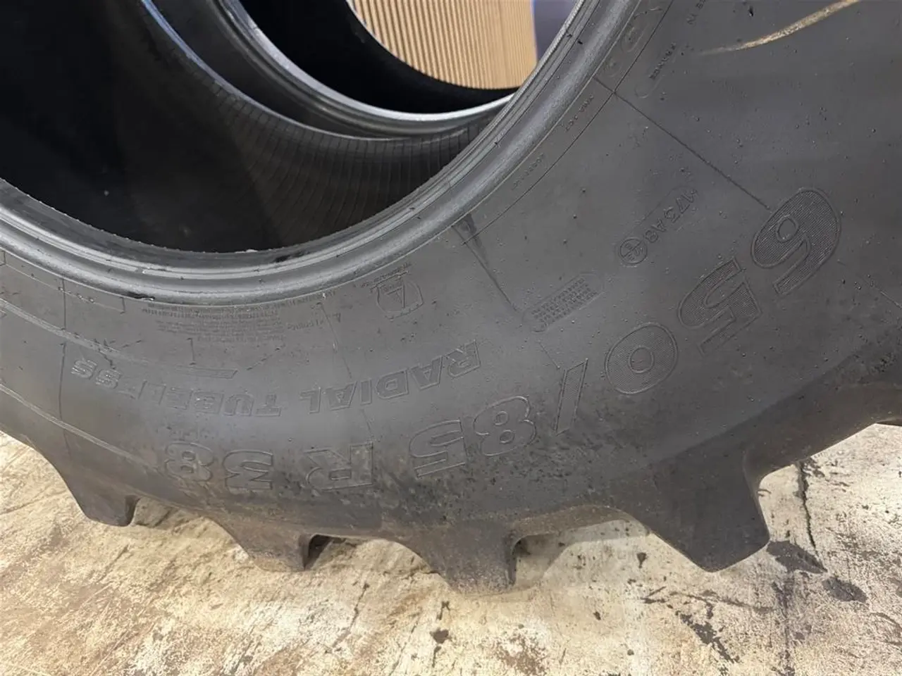 Billede 3 - Michelin 650/85R38