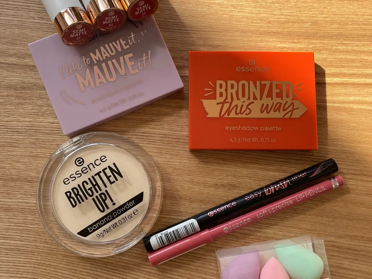 Billede 1 - Essence makeup-sæt