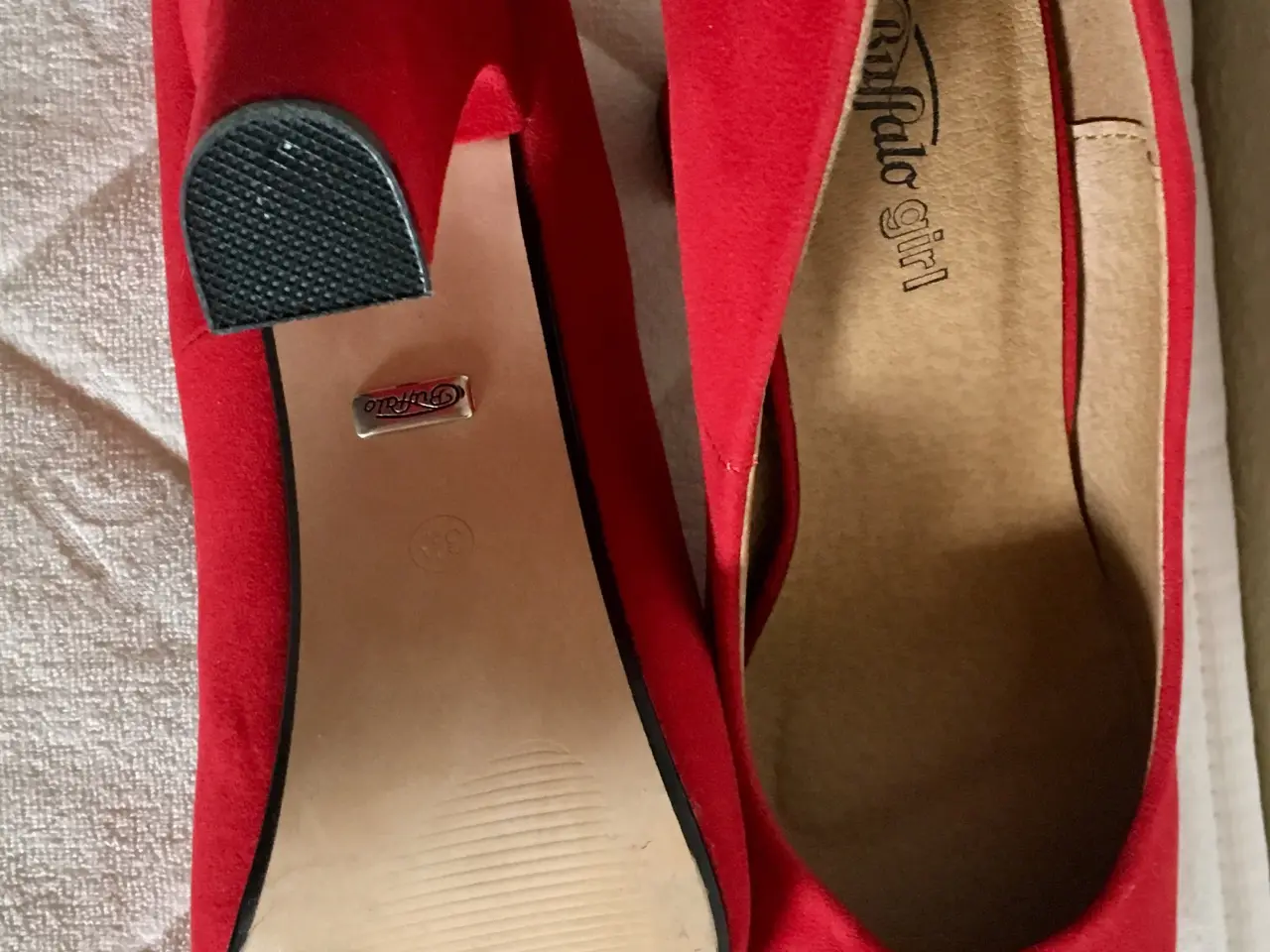 Billede 1 - Nye røde pumps str. 39